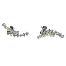 Load image into Gallery viewer, Climber Pearl Cubic Zirconia Earring
